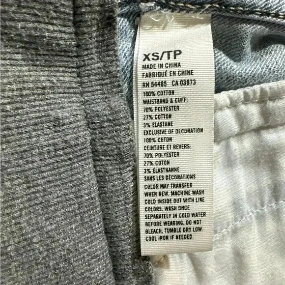 American Eagle Jean jacket with hoody attached. XsmLl - Picture 4 of 4